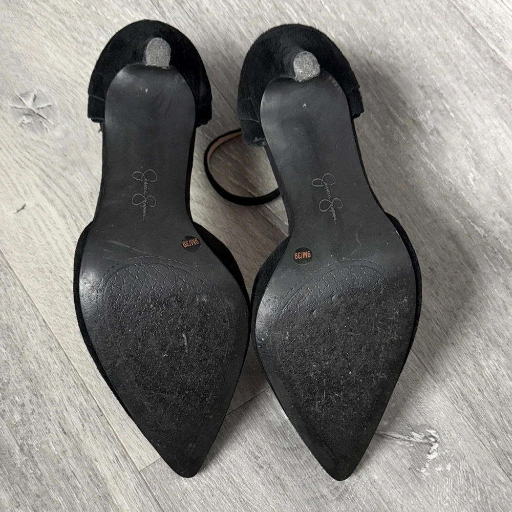 Jessica Simpson Heels - Picture 2 of 3